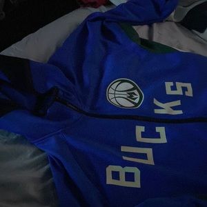 Milwaukee bucks sweater